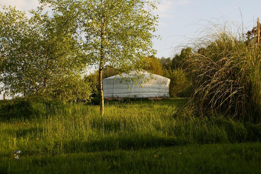Le Refuge Du Clos Du Moulin Brionne Exterior foto